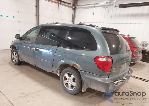 2005 Dodge Grand Caravan Sxt z USA, uszkodzony, nr VIN 2D4GP44L65R540619